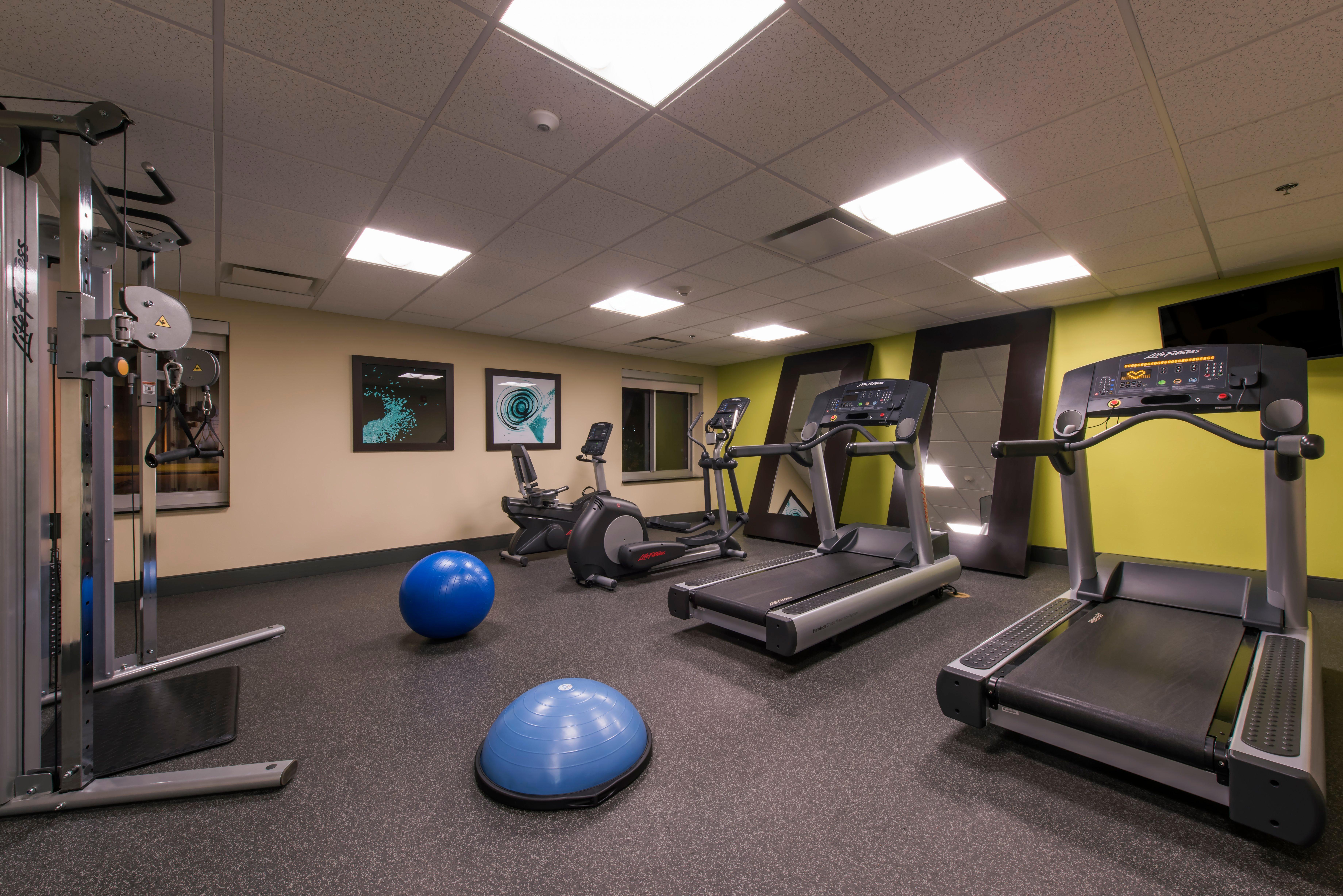Holiday Inn Express & Suites Colorado Springs Central By Ihg Buitenkant foto