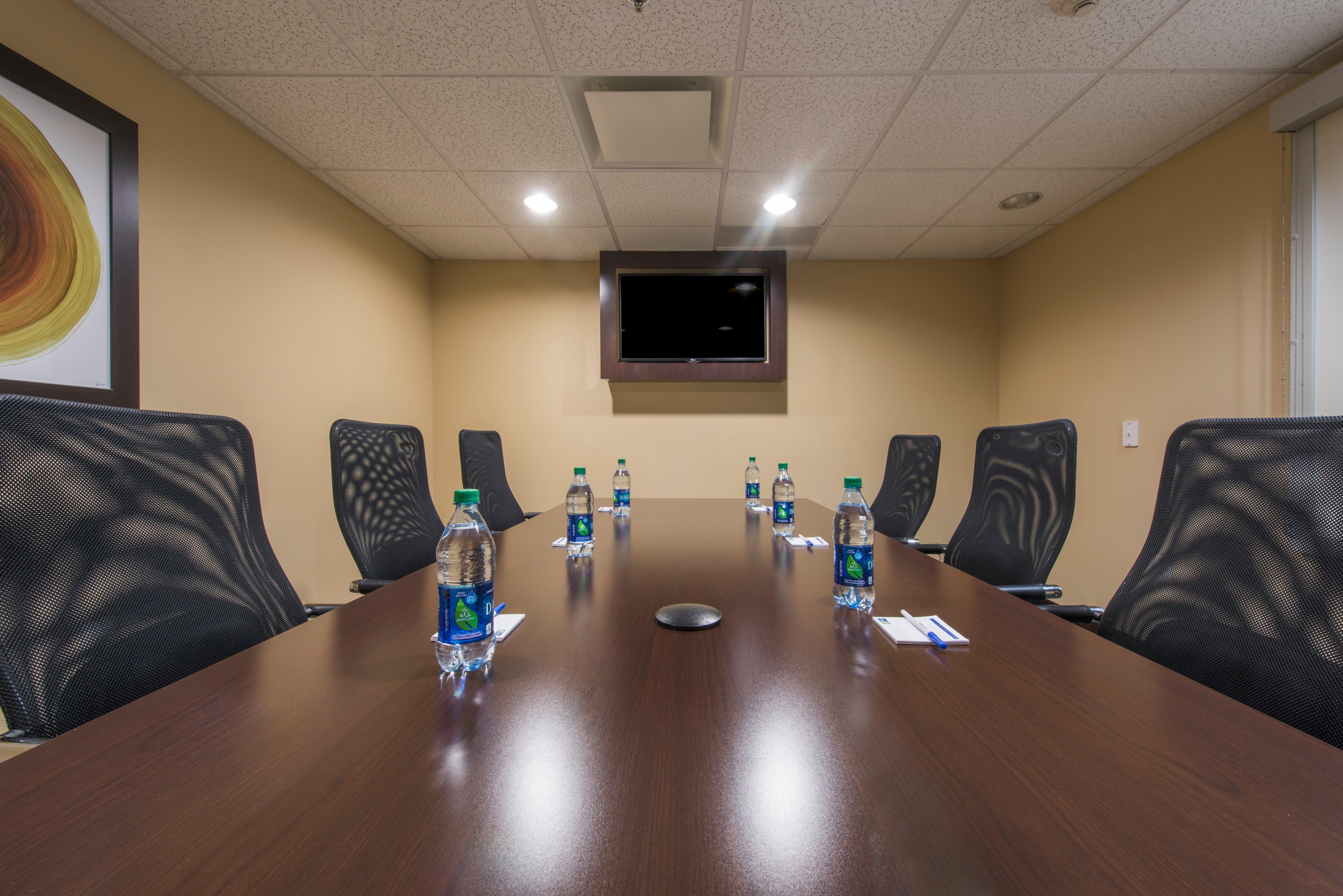 Holiday Inn Express & Suites Colorado Springs Central By Ihg Buitenkant foto