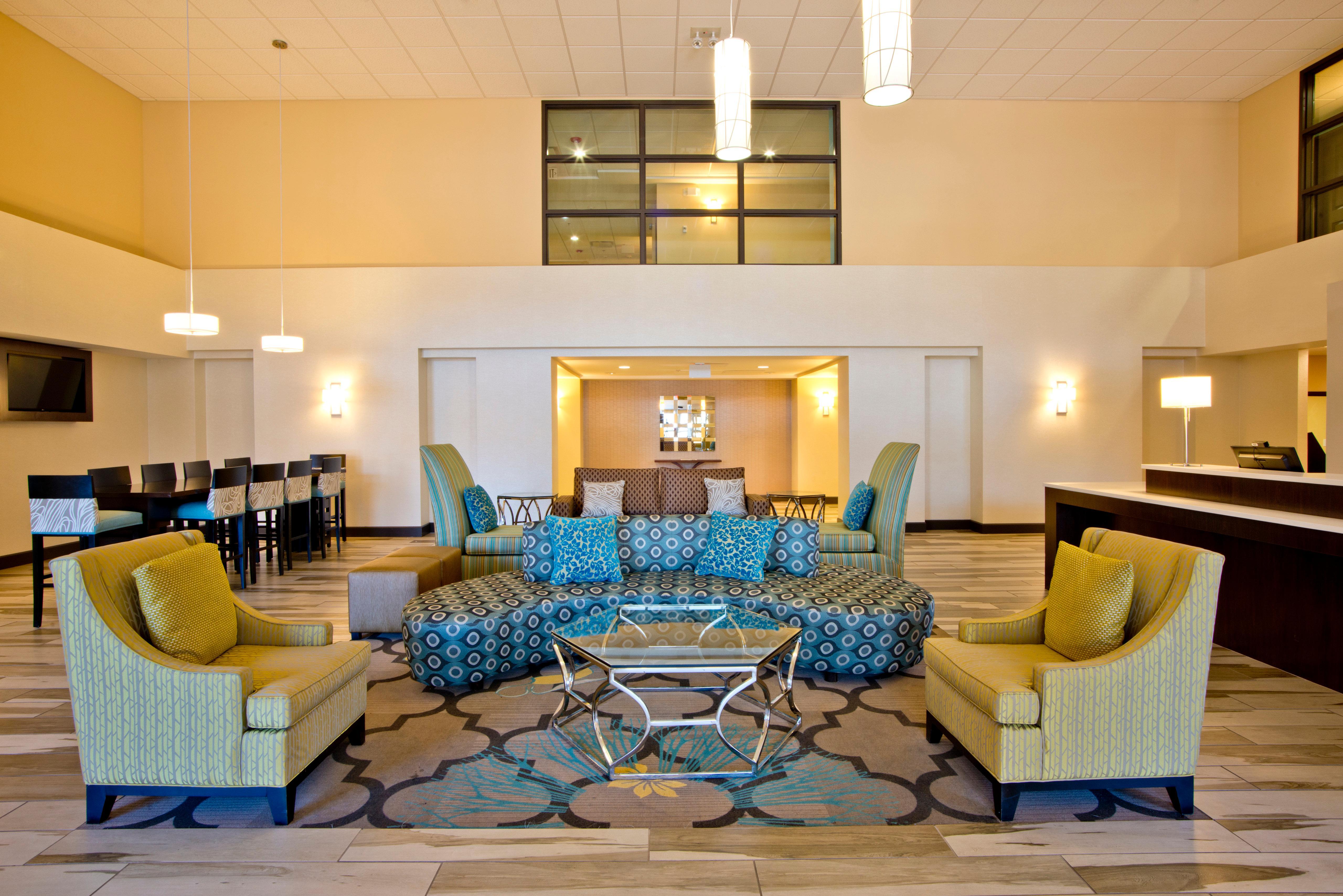 Holiday Inn Express & Suites Colorado Springs Central By Ihg Buitenkant foto