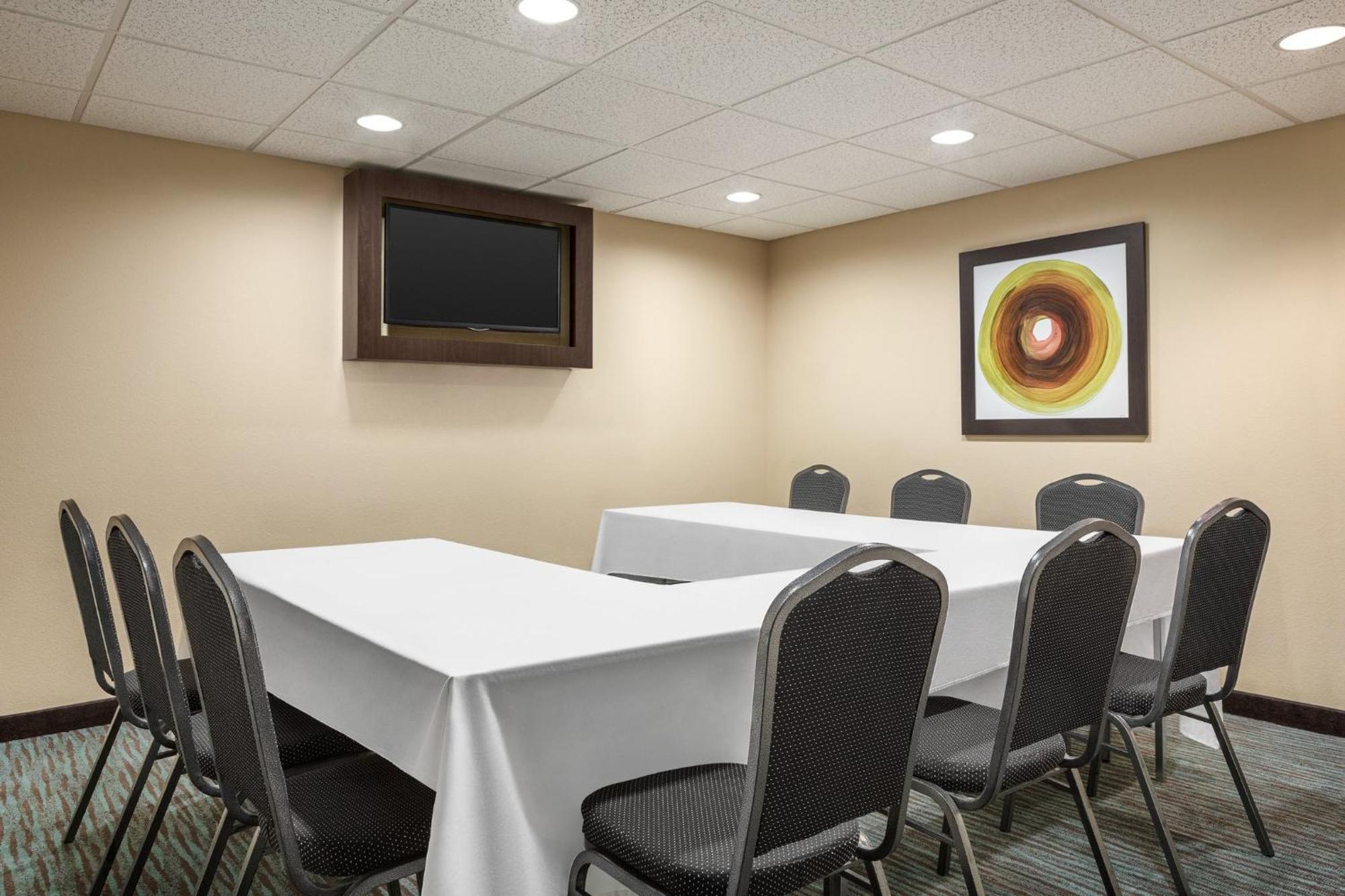 Holiday Inn Express & Suites Colorado Springs Central By Ihg Buitenkant foto