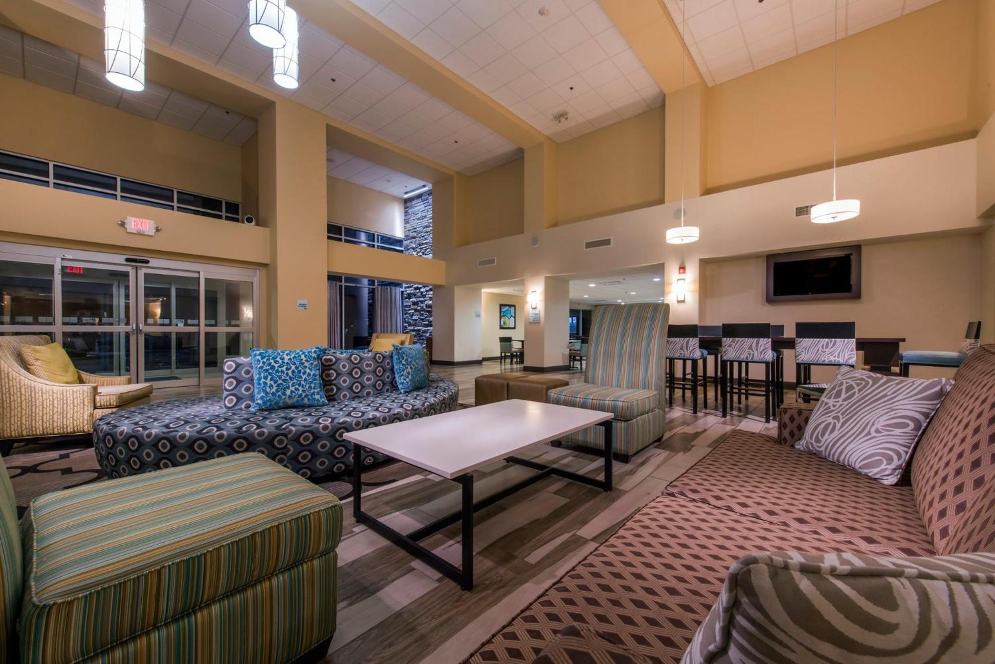 Holiday Inn Express & Suites Colorado Springs Central By Ihg Buitenkant foto